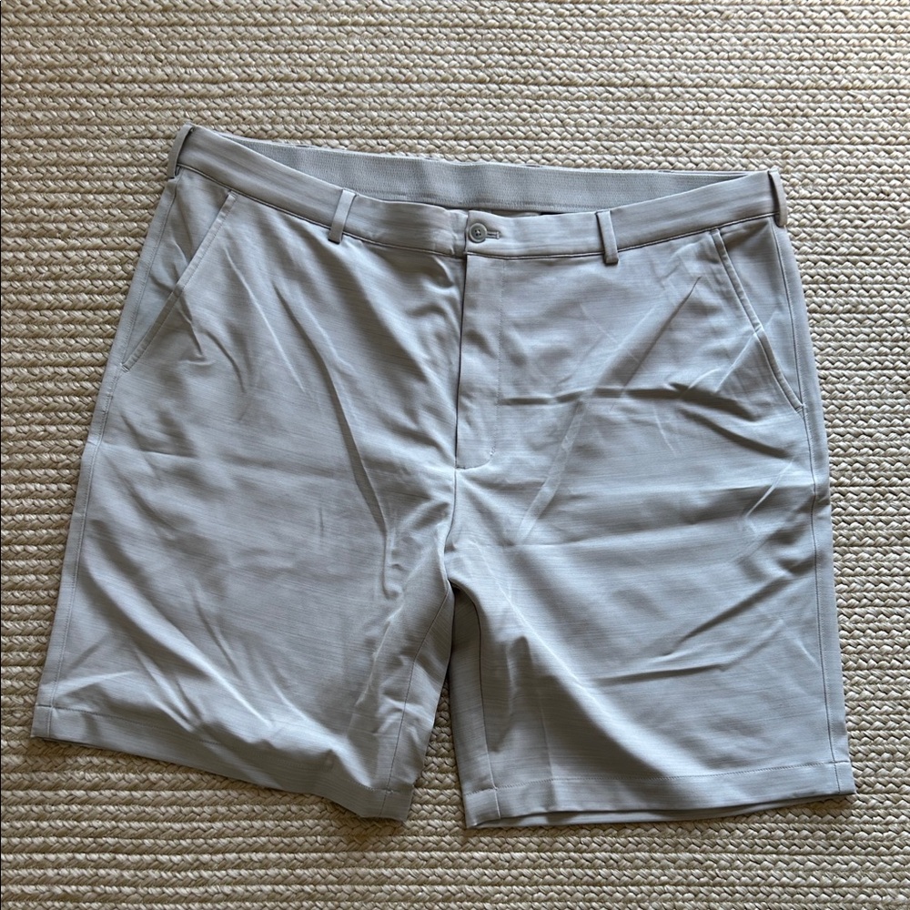 Greg Norman Collection Light Gray Flat Front Shorts
